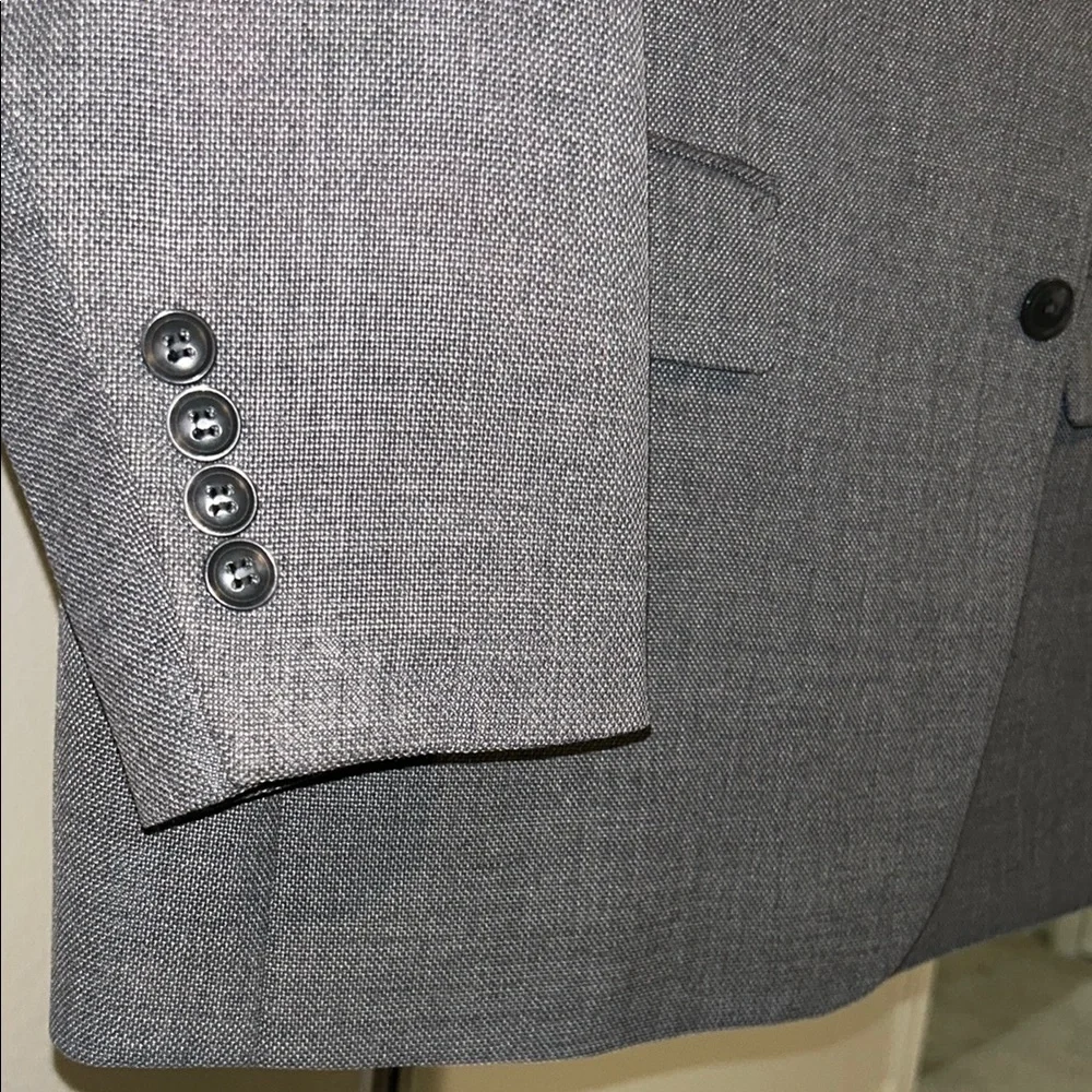 Tommy Hilfiger Men's Classic Gray Blazer - Picture 4 of 7